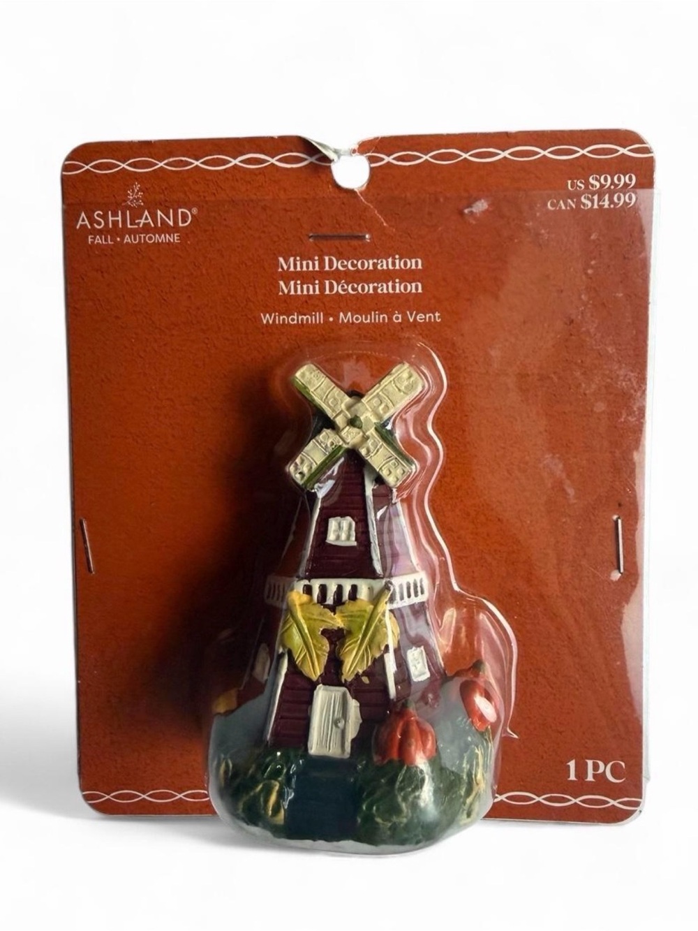 Ashland Mini Windmill Decoration - Burgundy, Gold and Green